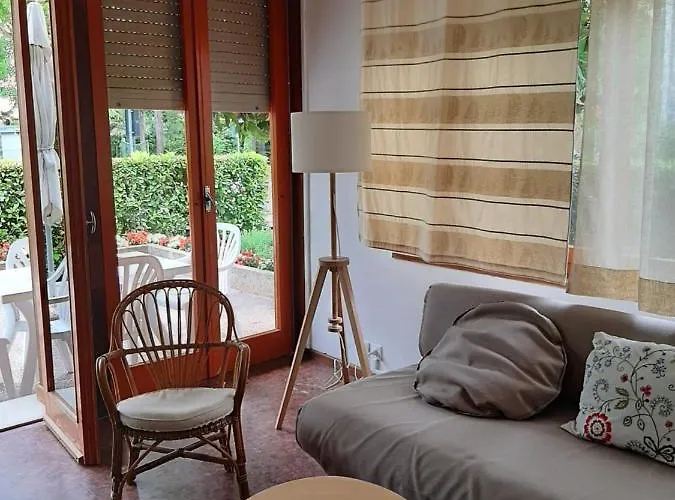 Lilly فيلة غرادو